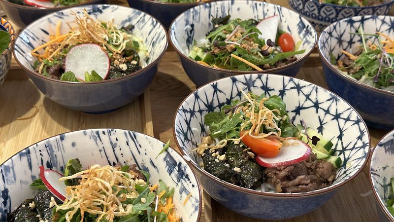 Asian salad bowls – Linz