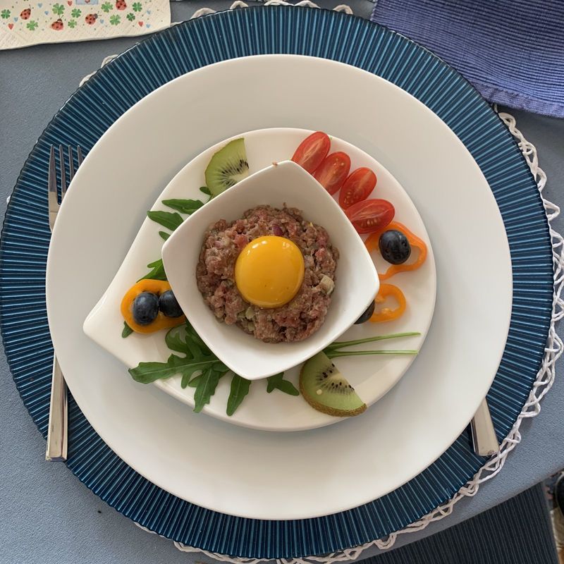 Beef tartare with egg yolk – Linz