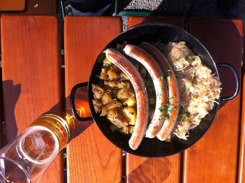 Pan-fried bratwurst – Linz