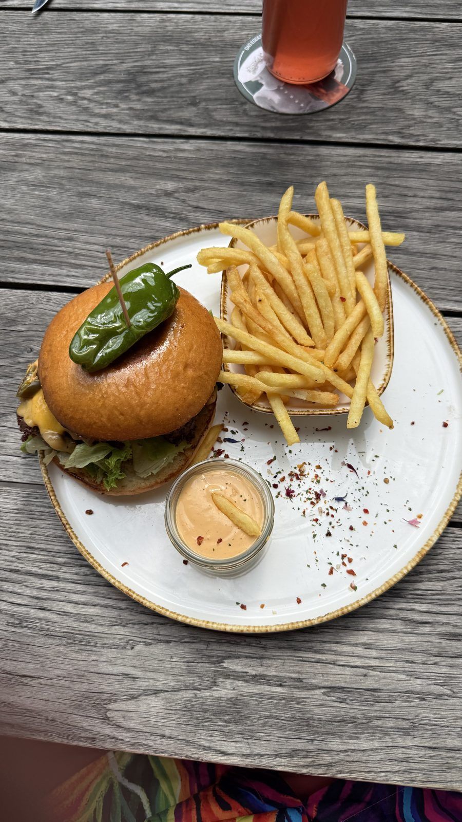 Burger with fries – Graz