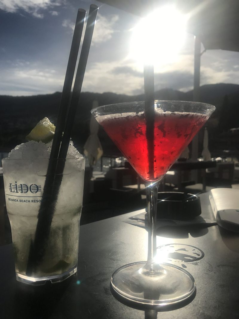 Cocktails against the light – Opatija