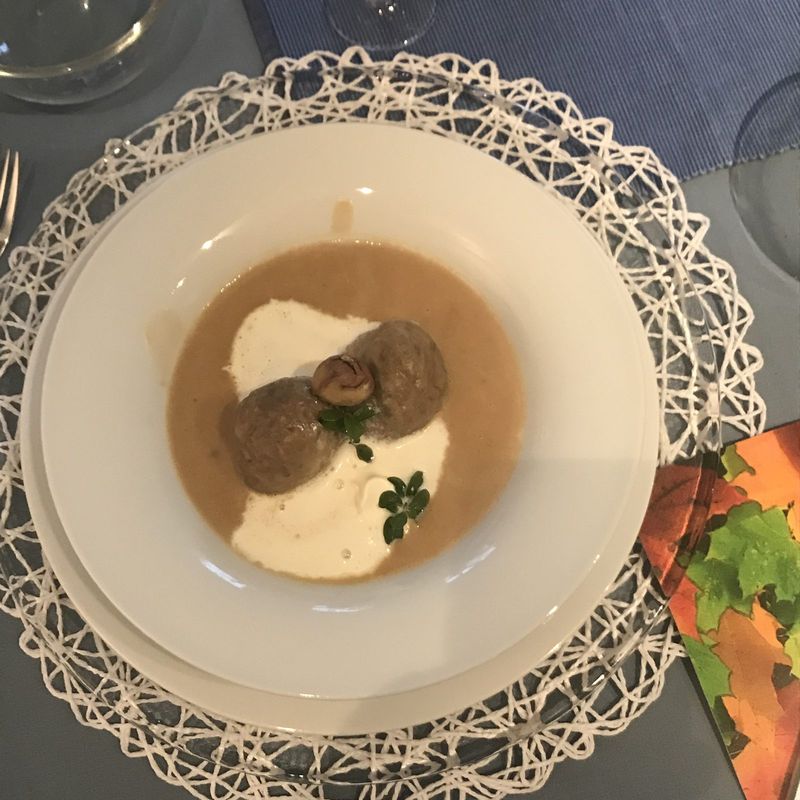 Cream soup with dumplings – Linz