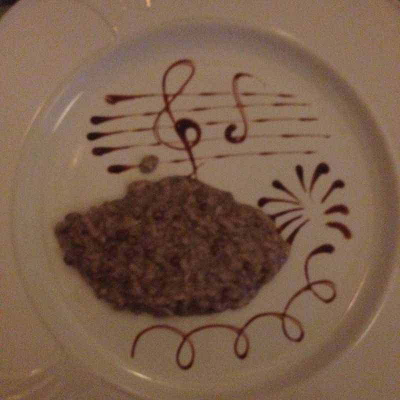 Dessert with a chocolate treble clef – Vienna