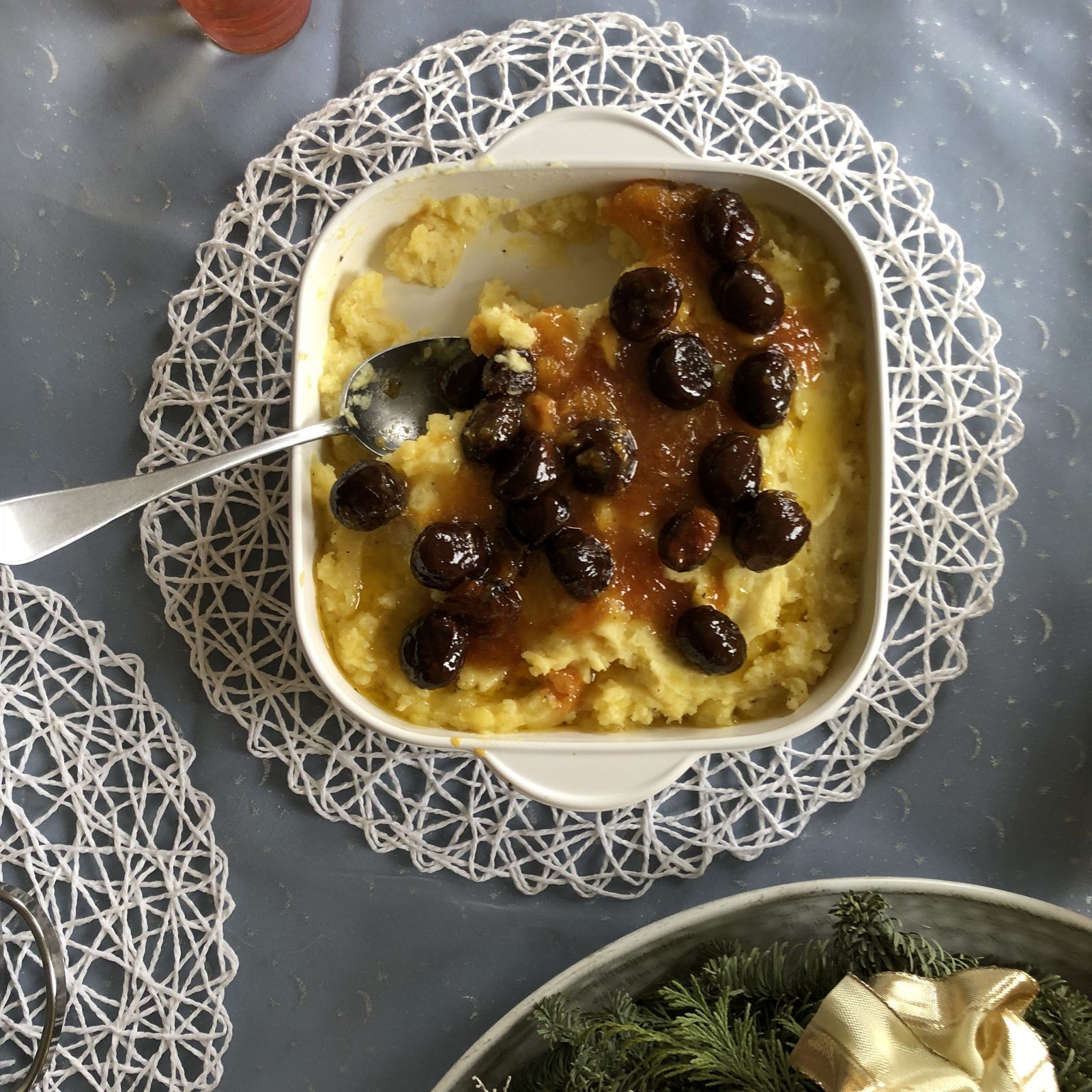 Erdäpfelpüree mit Dörrzwetschken – Linz