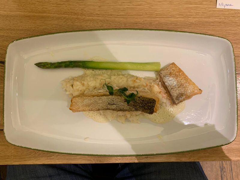 Fish fillet on risotto with asparagus – Freistadt