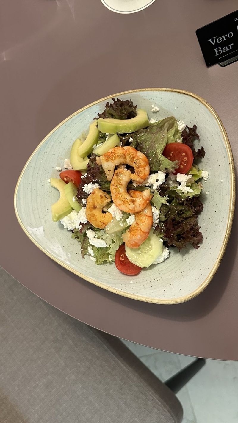 Shrimp salad with avocado – Dubrovnik
