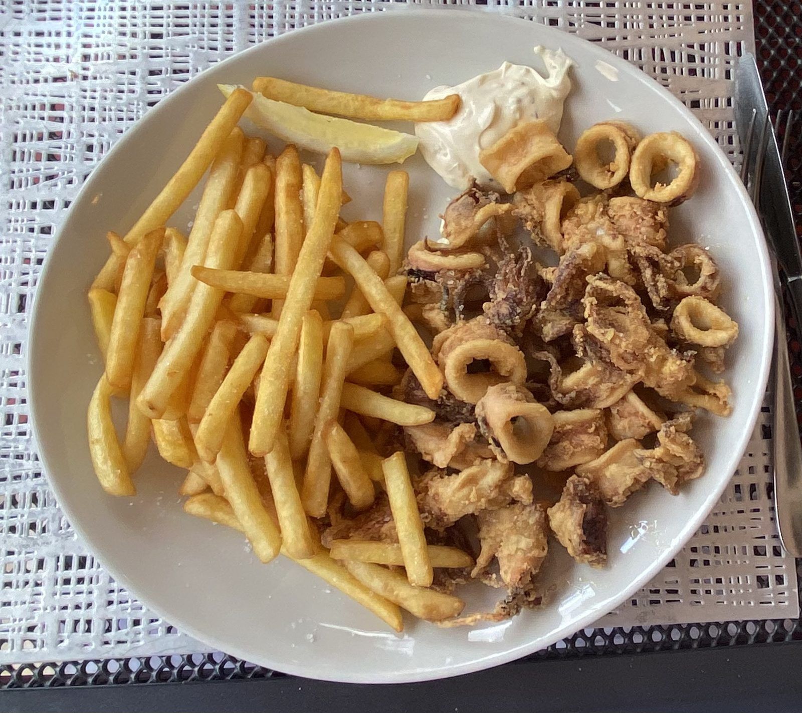 Fried calamari with fries – Mali Lošinj