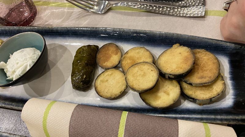 Fried courgette with yoghurt dip – Tulln