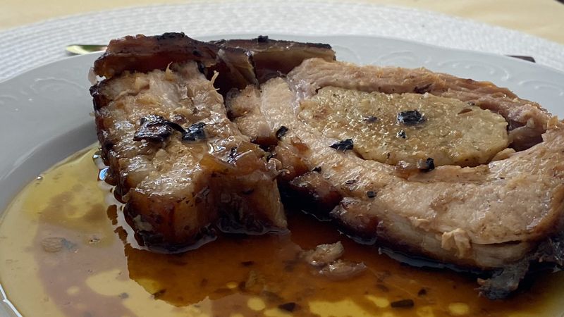Stuffed rolled roast – Linz