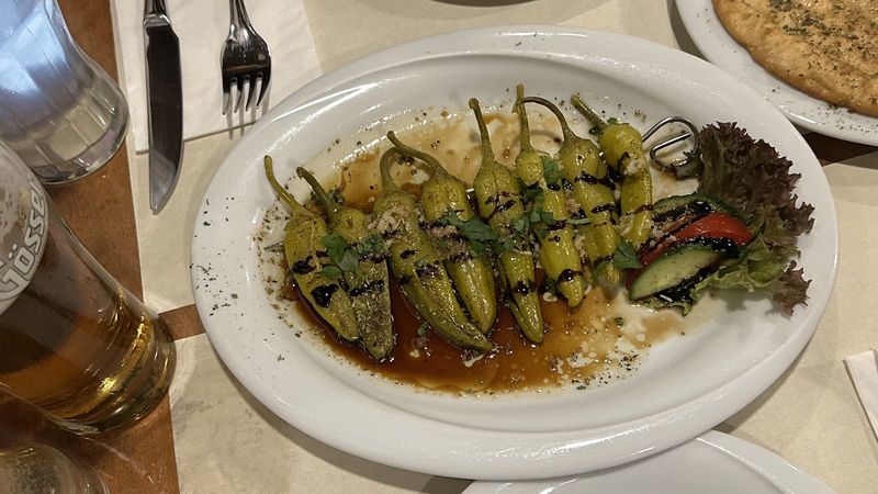 Grilled green peppers – Wels