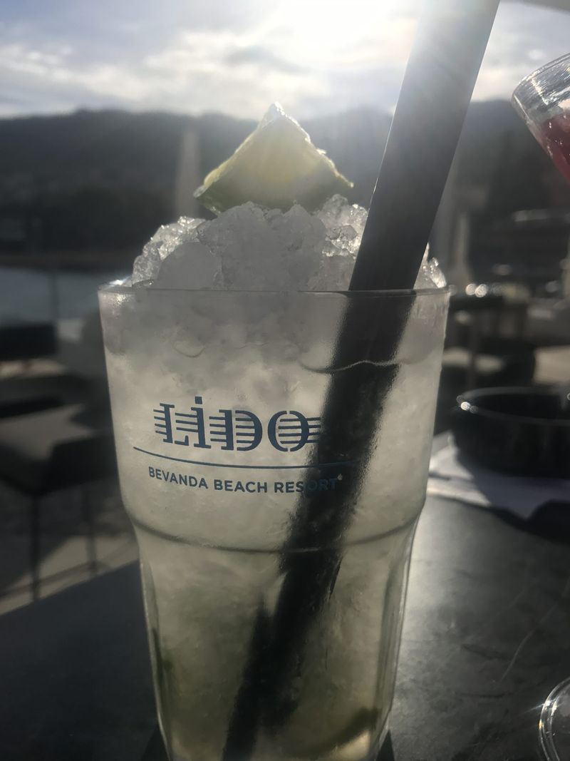 Long drink over crushed ice – Opatija