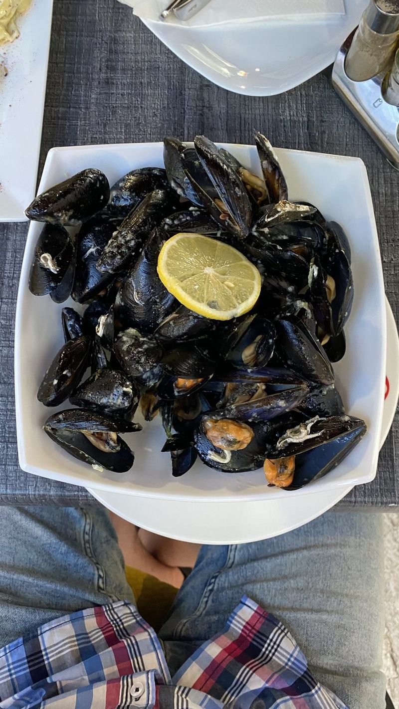 Mussels in broth – Poreč