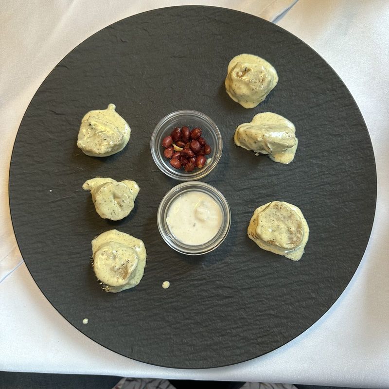 Momos – Linz