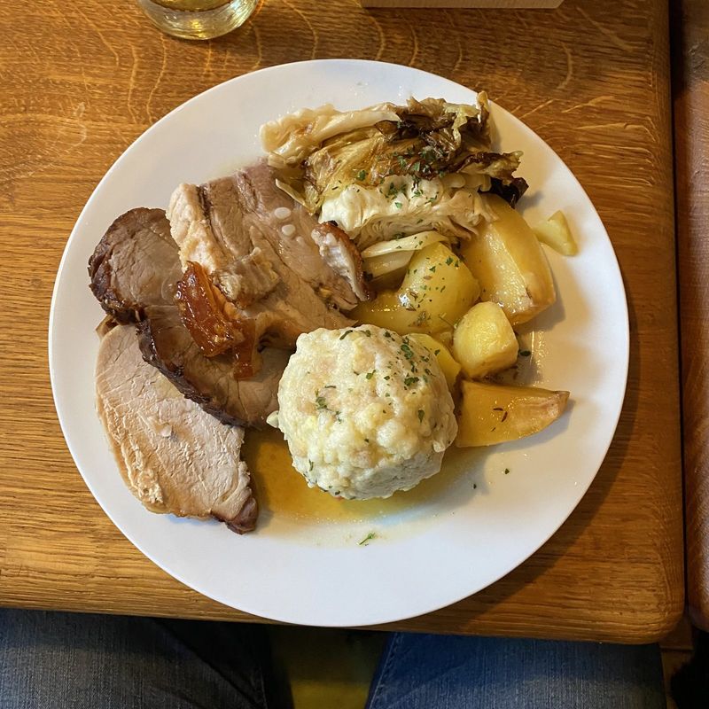 Roast pork with dumpling – Carinthia