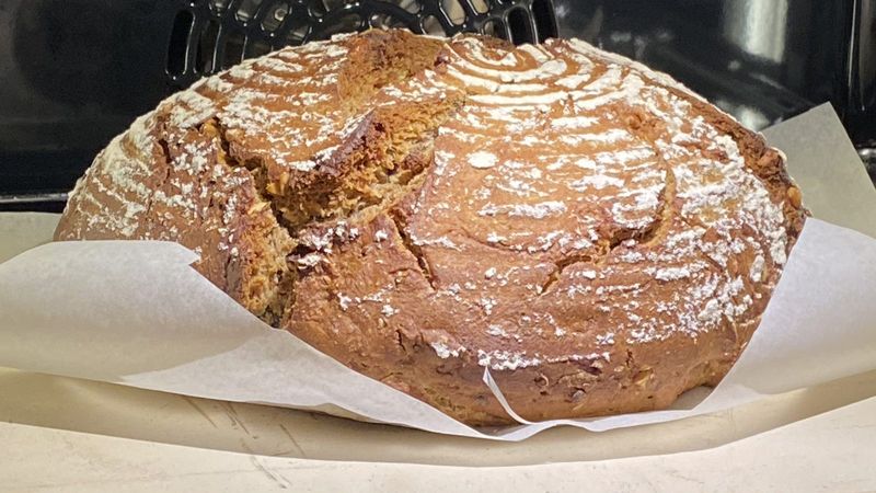 Homemade country bread – Linz