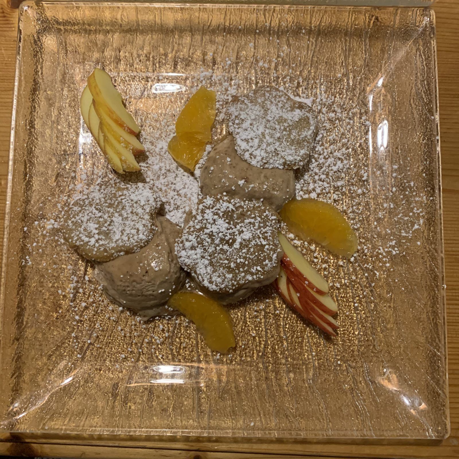 Süße Nockerl mit Obst – Ried im Innkreis