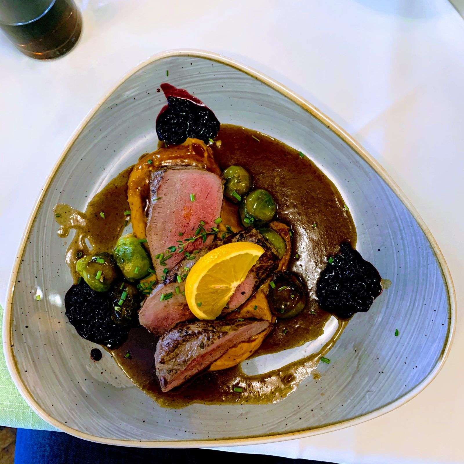 Wildgericht mit Sprossenkohl – Linz